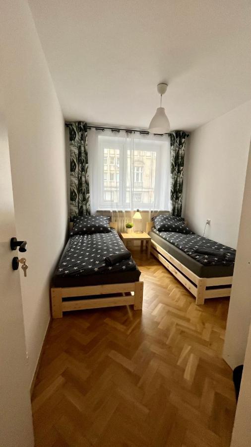 Warszawa Krucza Pokoje Extérieur photo