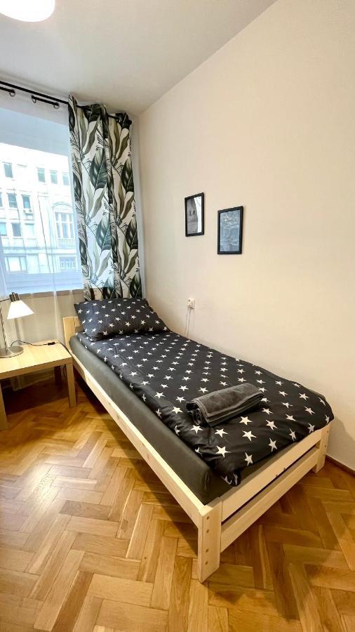 Warszawa Krucza Pokoje Extérieur photo